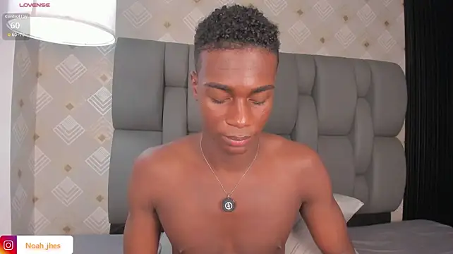 noah_johes' Webcam Show