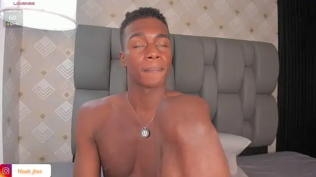 noah_johes' Webcam Show