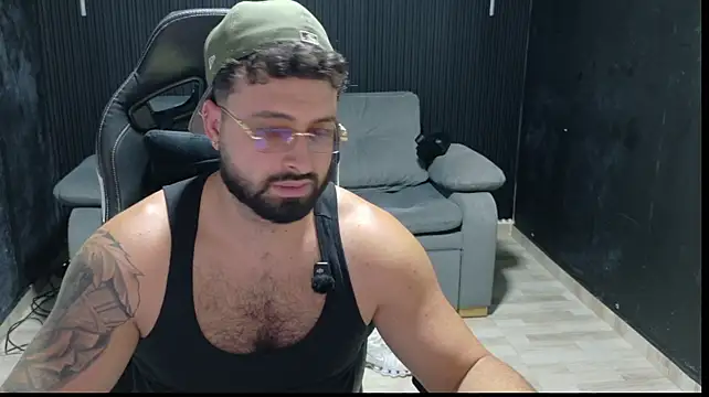 thhomson_34 Show Webcam