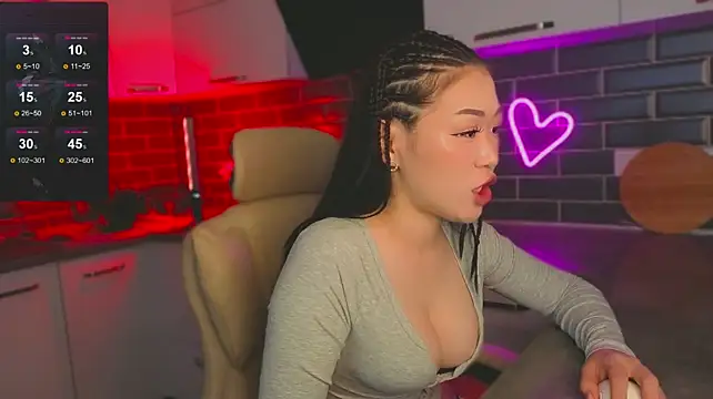 ShaiyaMinn3 – Live XXX-chat
