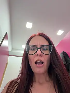 Show modela NataKitten na web-kameri