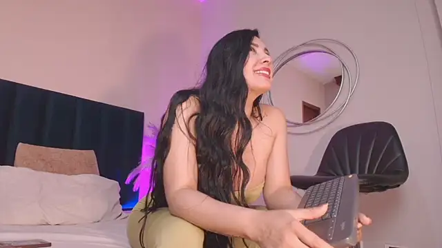 SeleneLujan's Live XXX Chat