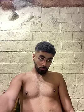 Pokazy przed kamerką – Arabic_male07