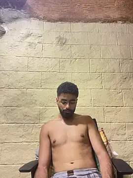 Show de webcam de Arabic_male07