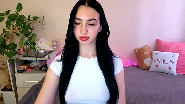 Živá chatovací místnost WildKittenX_