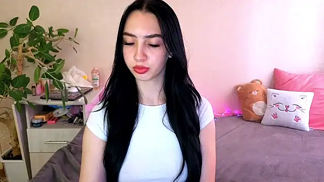 WildKittenX_'s Live XXX Chat