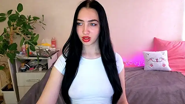 WildKittenX_'s Live XXX Chat