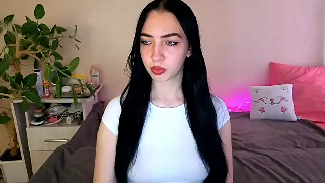 Chat +18 de WildKittenX_ ao vivo