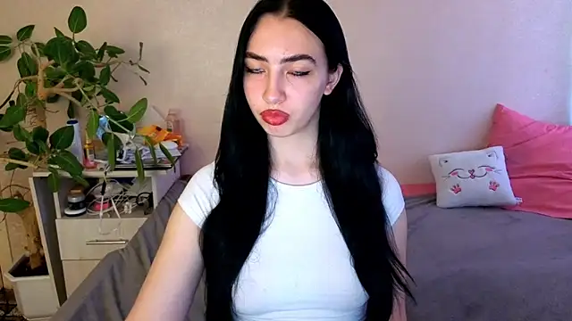 WildKittenX_ Live XXX-Chat