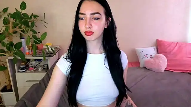 WildKittenX_ 라이브 XXX 채팅