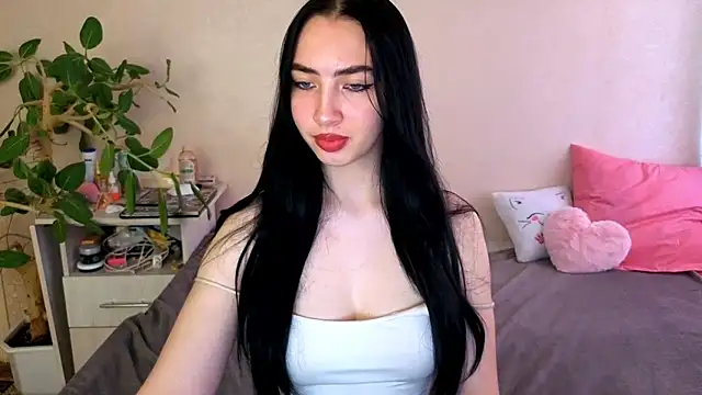 WildKittenX_'s Live XXX Chat