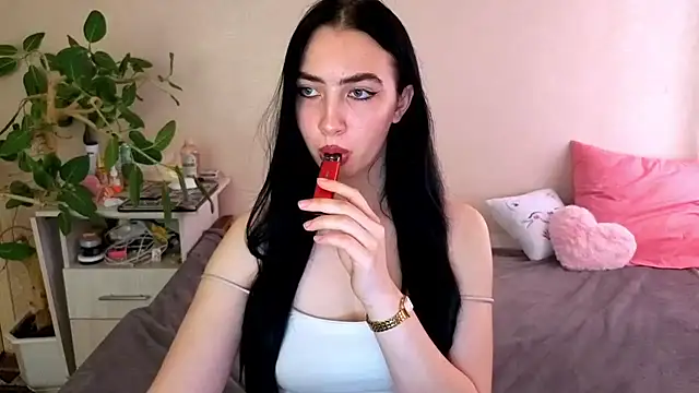 WildKittenX_ Chat XXX in diretta