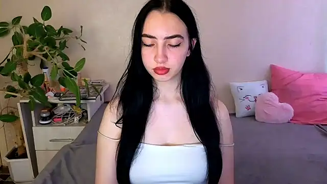 WildKittenX_ Chat XXX in diretta