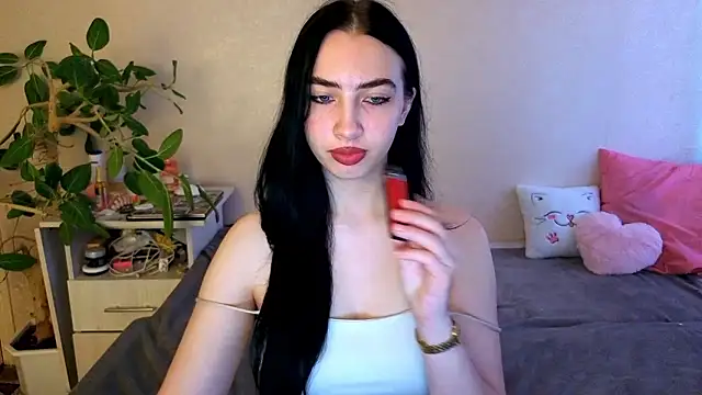 WildKittenX_ Chat XXX in diretta