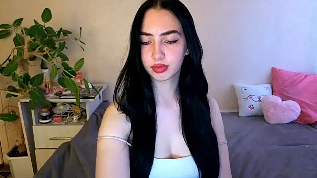 WildKittenX_'s Live XXX Chat