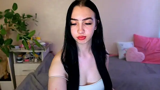 WildKittenX_ 网络视讯表演