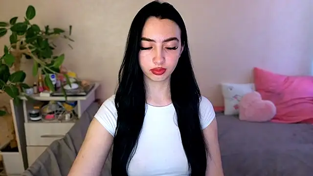 WildKittenX_ Live XXX Chat