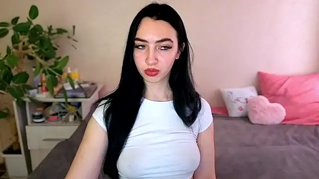 دردشة WildKittenX_ الجنسية المباشرة
