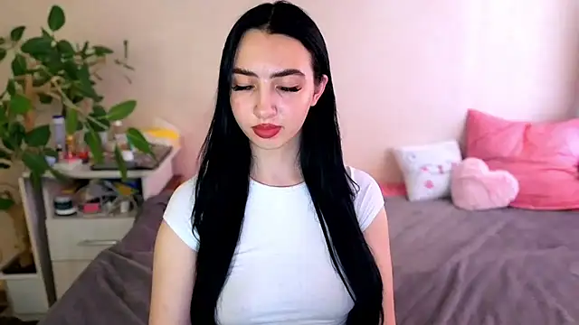 Chat +18 de WildKittenX_ ao vivo