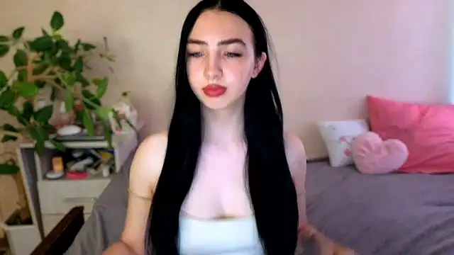 Czat XXX na żywo – WildKittenX_