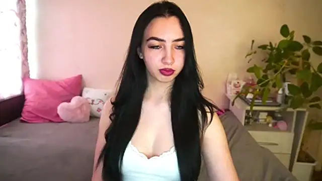 WildKittenX_'s Live XXX Chat