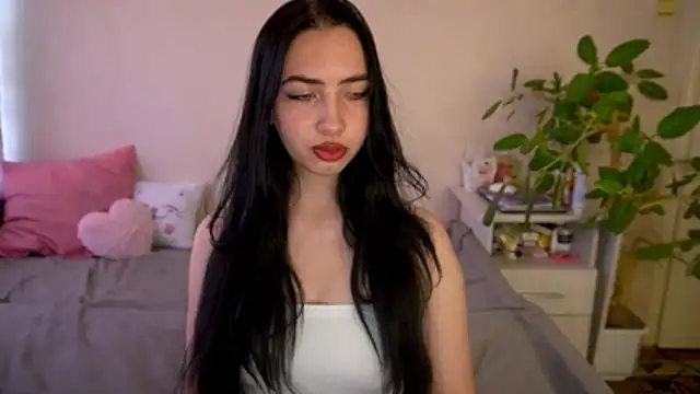 Chat XXX ao vivo de WildKittenX_