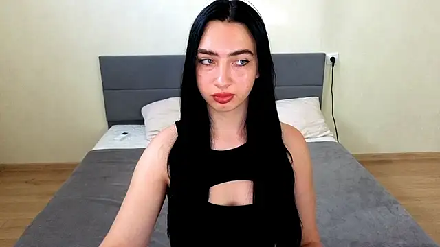 Chat +18 de WildKittenX_ ao vivo
