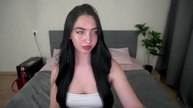 Chat +18 de WildKittenX_ ao vivo