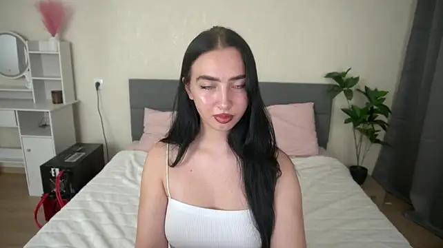 دردشة WildKittenX_ الجنسية المباشرة