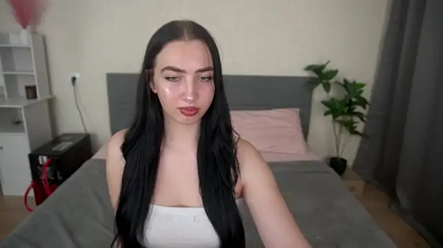 WildKittenX_ – Live XXX-chat