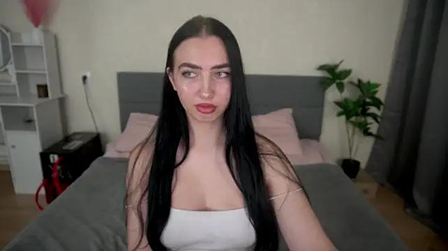 WildKittenX_'s Live XXX Chat
