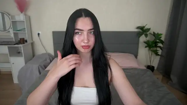 WildKittenX_ XXX чат на живо
