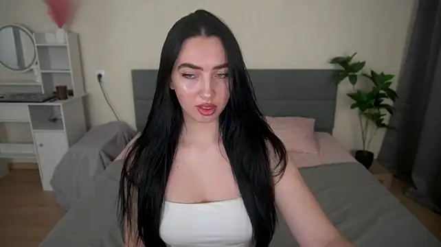 WildKittenX_'s Live XXX Chat