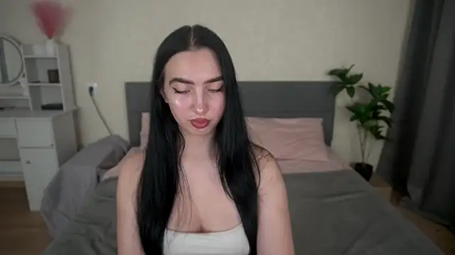 WildKittenX_ Chat XXX live
