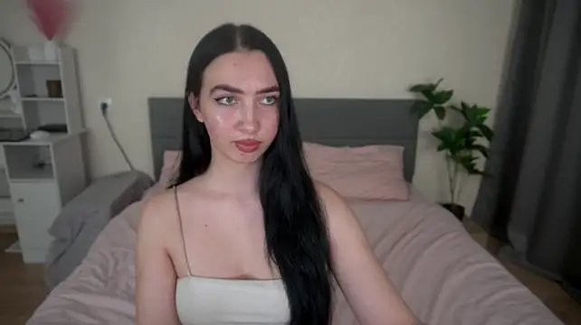 WildKittenX_ 라이브 XXX 채팅