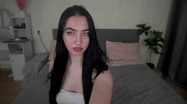 Chat +18 de WildKittenX_ ao vivo