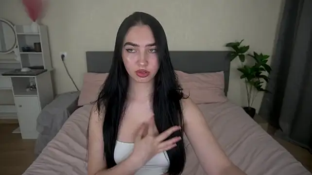 WildKittenX_ – Live XXX-chat