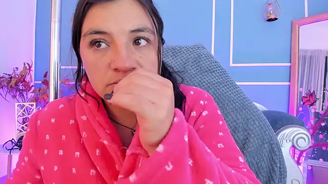 Živý XXX chat TaraTaylorr