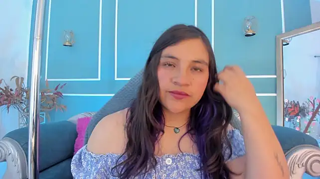 TaraTaylorr's Live XXX Chat