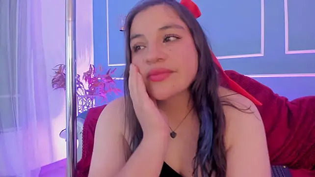 TaraTaylorr – Live XXX-chat