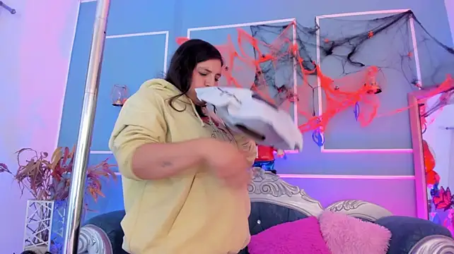 XXX chat uživo modela TaraTaylorr