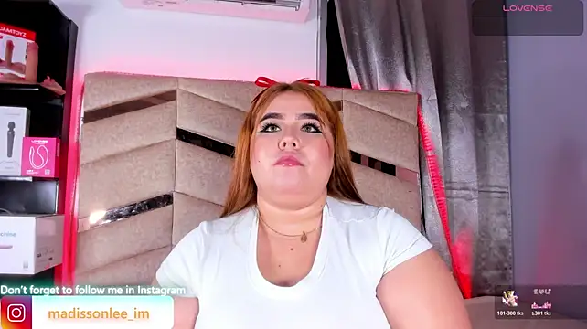 Chat XXX ao vivo de MadissonLee__