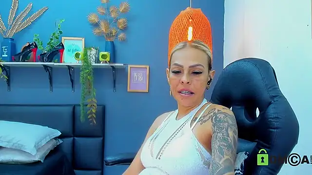 yessila_parker's Live XXX Chat
