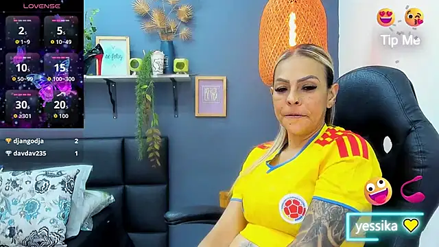 yessila_parker Adlı Modelin Canlı XXX Sohbeti