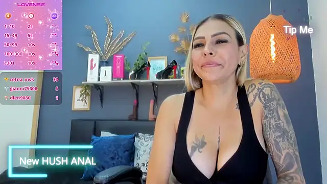 Chat +18 de yessila_parker ao vivo