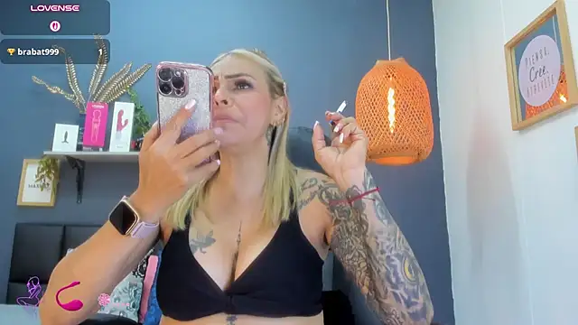 yessila_parker Chat XXX live