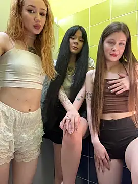 KnockKnock-'s Webcam Show