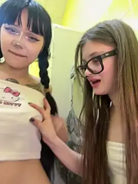 KnockKnock- Webcam Show