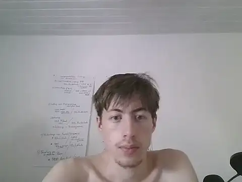 VelvetRagottiOG Show in webcam