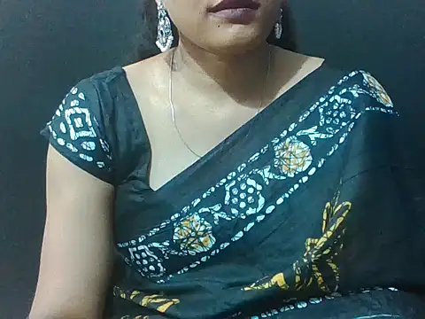 Thilothama_Vaishu Chat XXX in diretta
